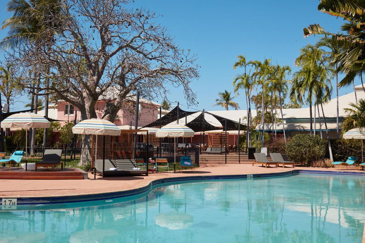 Deluxe Poolside Room - Eco Green Stay